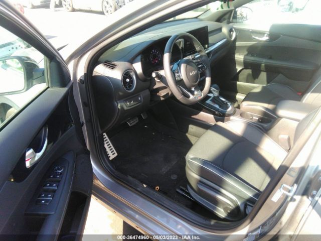 3KPF54AD0PE564107 KIA Forte Gt-line