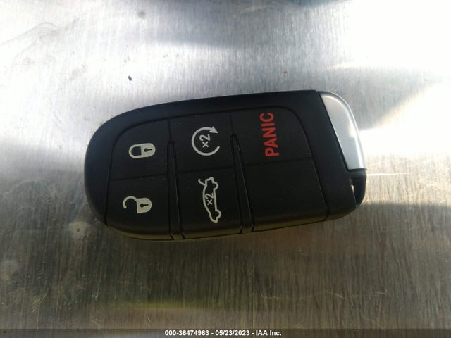 2014 JEEP GRAND CHEROKEE LAREDO VIN: 1C4RJFAGXEC271981