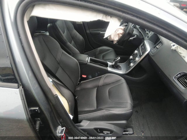 2018 Volvo V60, VIN: YV140MEL9J2380645