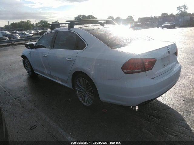 1VWBS7A33FC024446 Volkswagen Passat 1.8t Sport