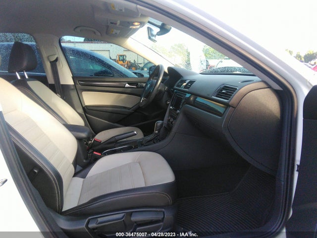 1VWBS7A33FC024446 Volkswagen Passat 1.8t Sport