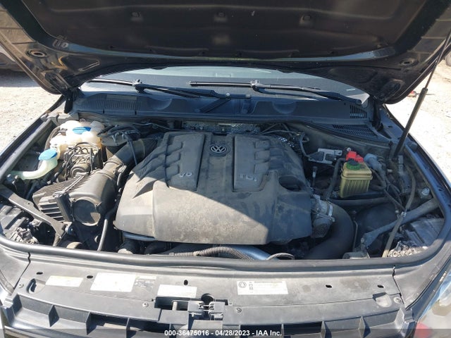 WVGDP9BP1ED012536 Volkswagen Touareg R-line