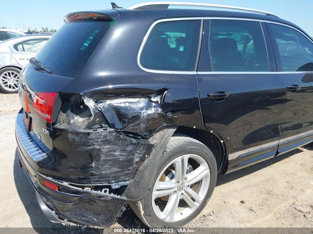 WVGDP9BP1ED012536 Volkswagen Touareg R-line