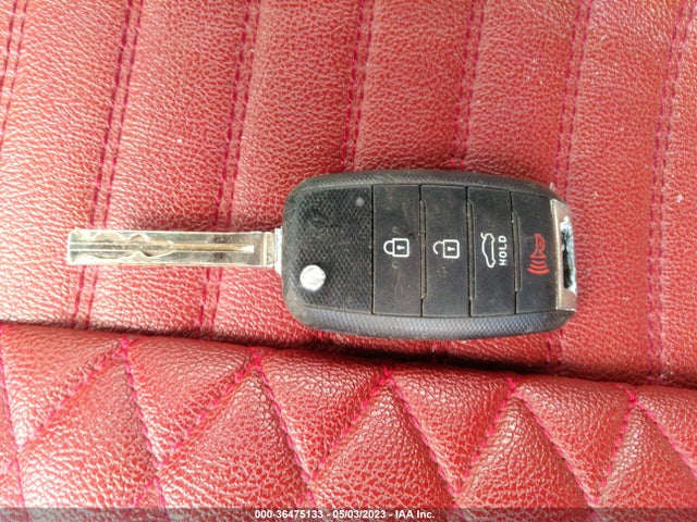 KIA Optima Lx 2014 5XXGM4A77EG270502 Image 3