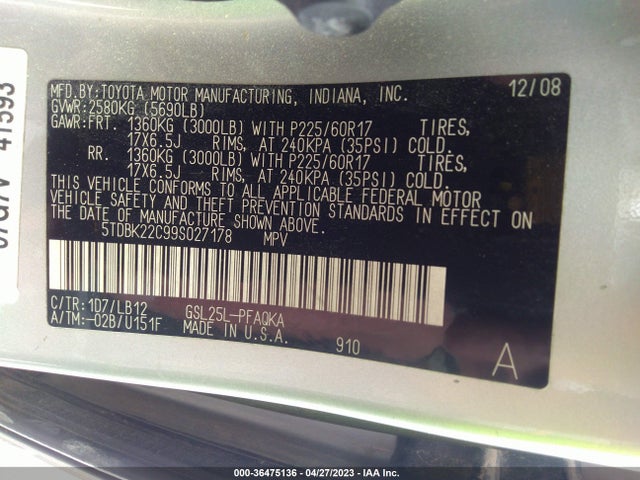 2009 TOYOTA SIENNA XLE VIN: 5TDBK22C99S027178