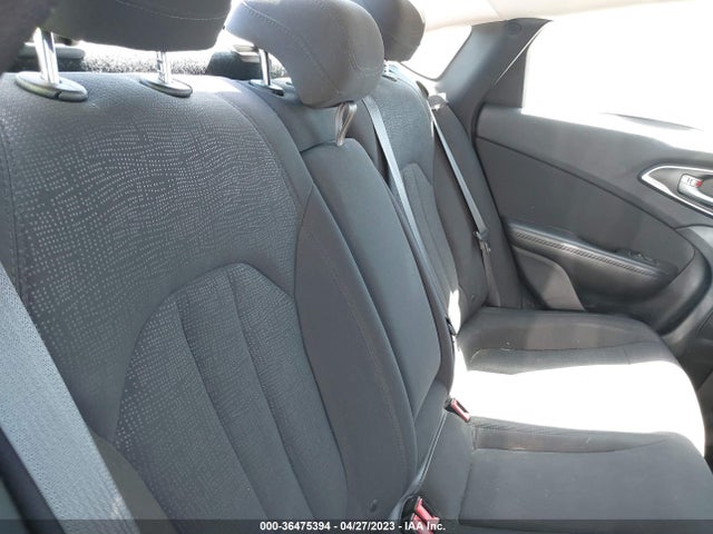 1C3CCCABXFN606024 Chrysler 200 Limited