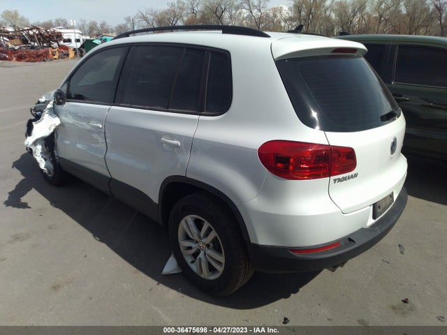WVGAV7AX0HK028158 Volkswagen TIGUAN