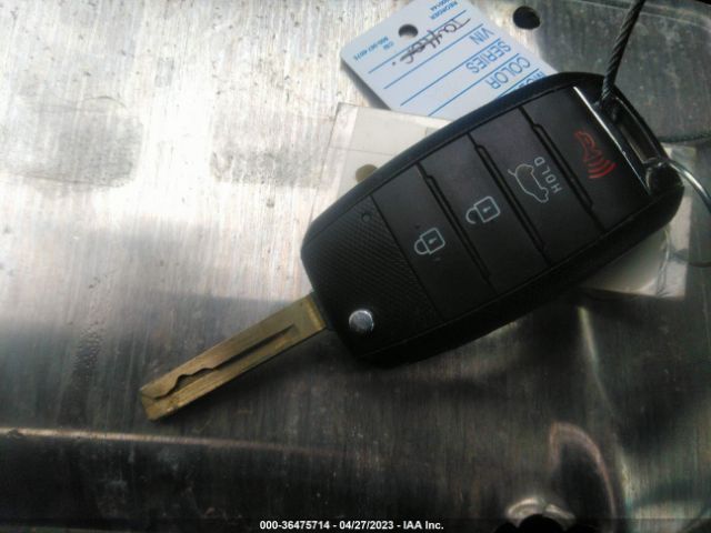 5XYPG4A36HG222820 KIA SORENTO LX