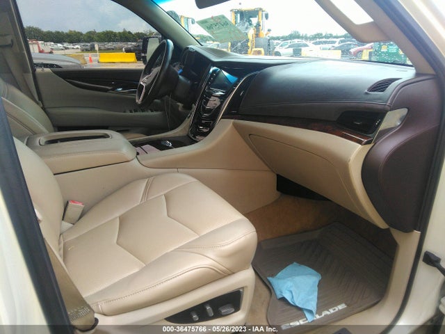 1GYS3NKJ6FR588648 Cadillac Escalade Premium