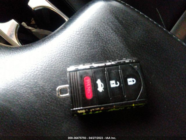 19VDE1F73EE003804 Acura Ilx Tech Pkg
