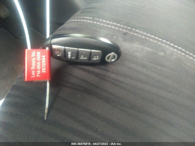 3N1AB7AP1HY252010 Nissan SENTRA SV