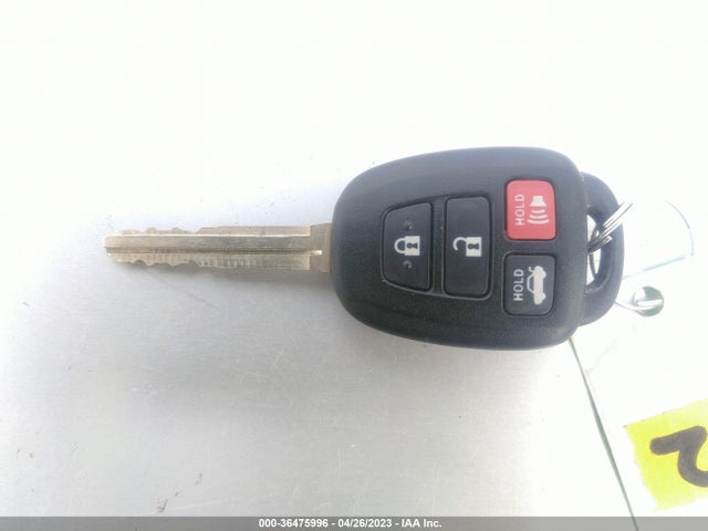 Toyota COROLLA LE 2017 5YFBURHE8HP645031 Image 3