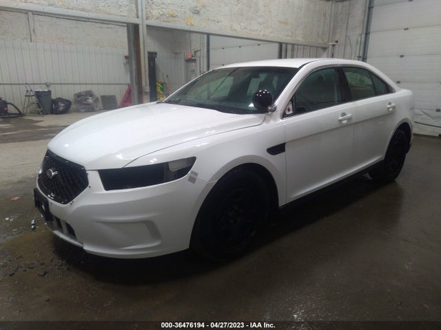 Ford SEDAN POLICE INTERCEPTOR 2016 1FAHP2MK8GG107147 Image 2
