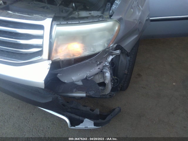 Honda PILOT LX 2015 5FNYF4H23FB062355 Image 8