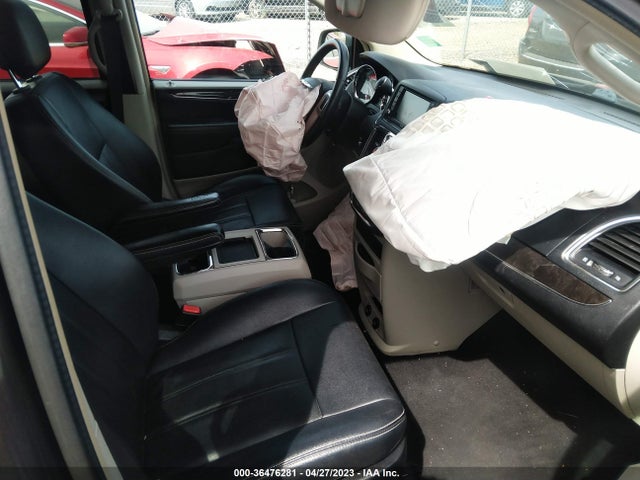 2C4RC1BG3GR215032 Chrysler Town & Country Touring