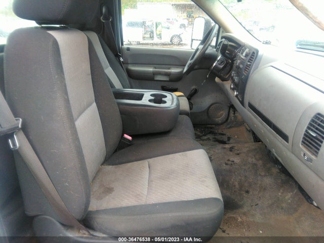 2009 GMC SIERRA 2500HD WORK TRUCK VIN: 1GDHC44K59E101933