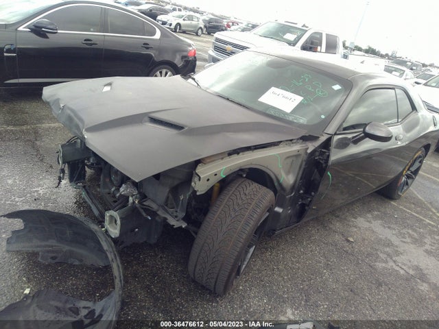 Dodge Challenger R/t Scat Pack 2018 2C3CDZFJ5JH232732 Image 2