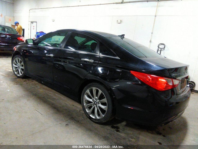 2012 HYUNDAI SONATA 2.4L SE VIN: 5NPEC4AC8CH457269