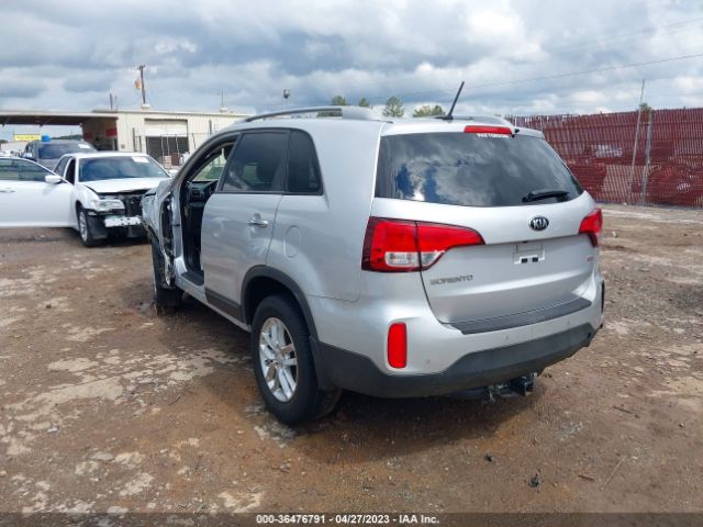 5XYKTDA67FG610507 KIA SORENTO LX