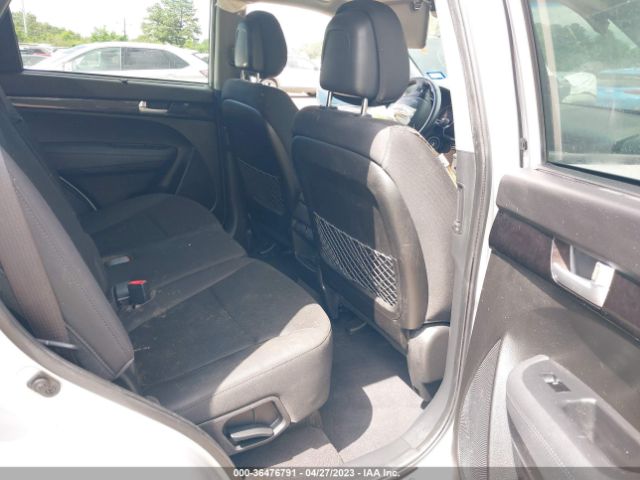 5XYKTDA67FG610507 KIA SORENTO LX