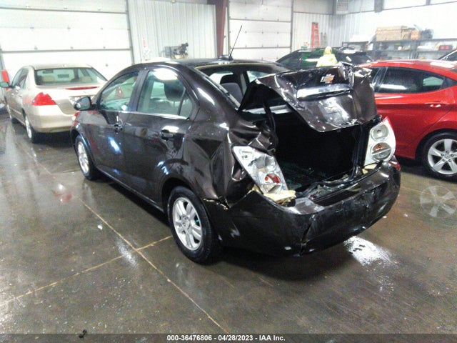 Chevrolet SONIC LT 2015 1G1JC5SHXF4178133 Image 4