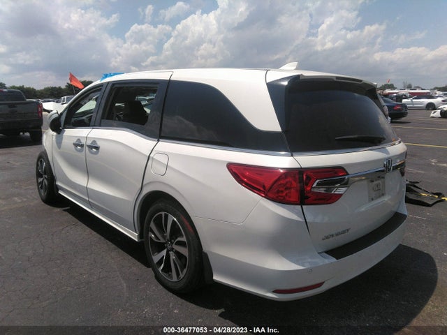 Honda Odyssey Elite 2018 5FNRL6H95JB024060 Image 3