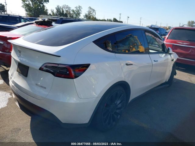 7SAYGDEF5NF319439 Tesla Model Y Performance