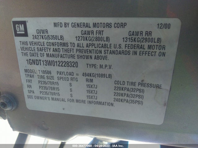 2001 CHEVROLET BLAZER LS VIN: 1GNDT13W012228320