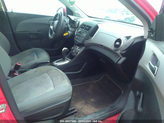 Chevrolet SONIC LS 2014 1G1JA6SH5E4169561 Image 6