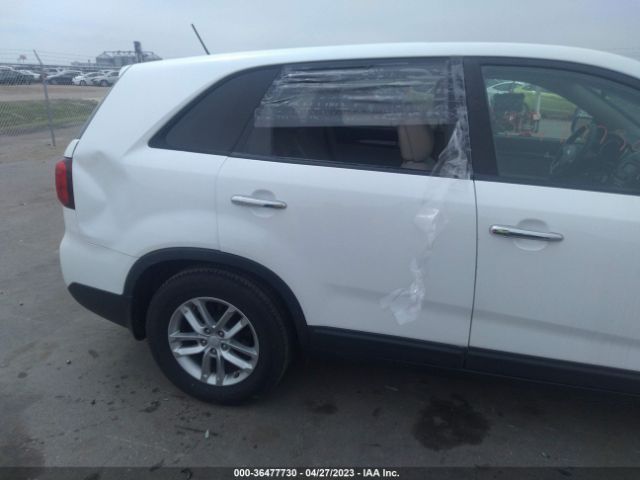 5XYKTCA65FG628353 KIA SORENTO LX