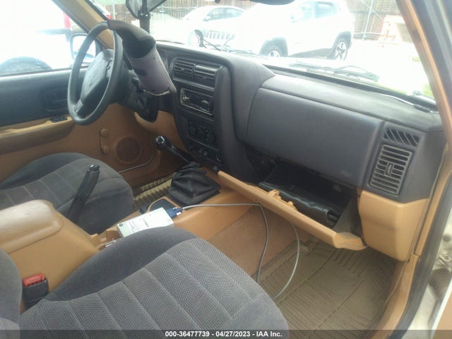 1997 JEEP CHEROKEE VIN: 1J4FJ28S8VL515255