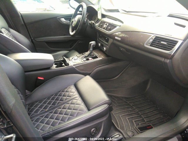 WAUW2AFC1GN077174 Audi S7
