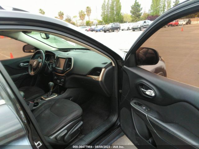 1C4PJLCB4GW336428 Jeep Cherokee Latitude