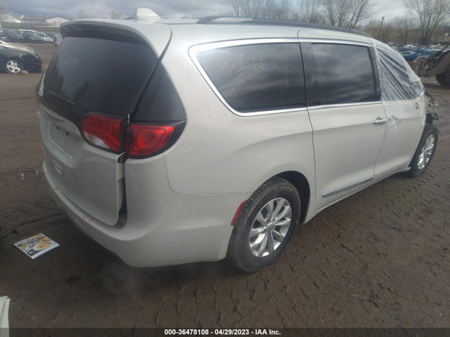 2017 CHRYSLER PACIFICA TOURING L VIN: 2C4RC1BG0HR795633