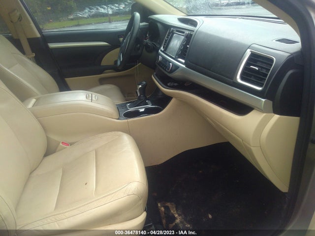 2016 TOYOTA HIGHLANDER XLE VIN: 5TDKKRFH3GS500732