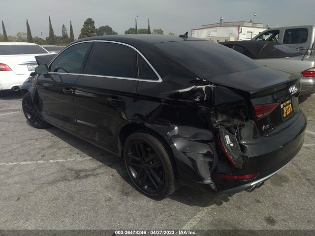 WAUAUGFFXK1009442 Audi A3 Sedan Premium/titanium Premium