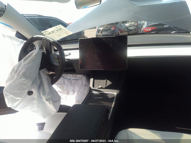 Tesla Model Y Long Range 2022 7SAYGDEE5NF400612 Image 6