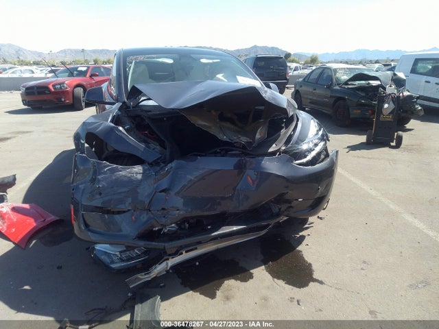 Tesla Model Y Long Range 2022 7SAYGDEE5NF400612 Image 7