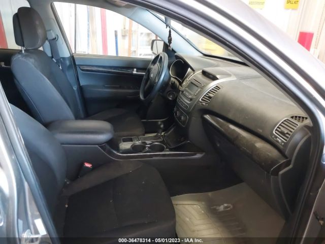 5XYKT4A77EG474810 KIA SORENTO LX