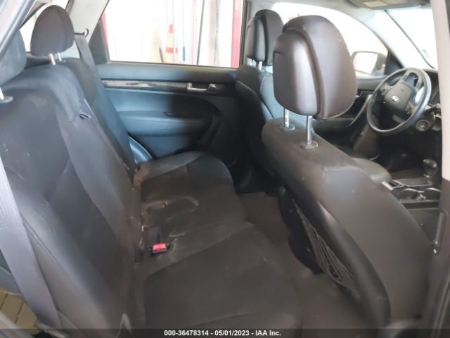 5XYKT4A77EG474810 KIA SORENTO LX