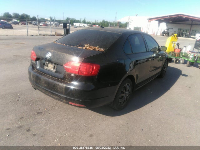 3VWD17AJXEM423071 Volkswagen Jetta Sedan Se