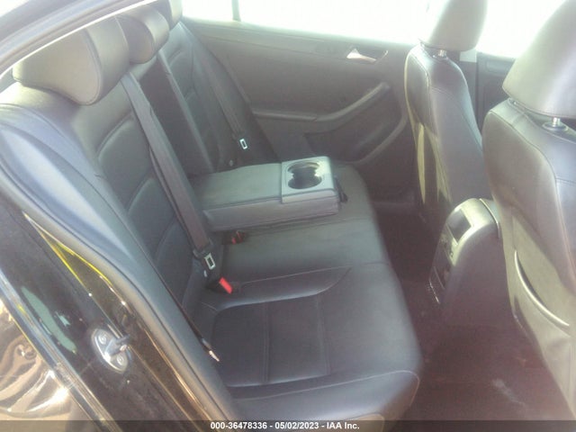 3VWD17AJXEM423071 Volkswagen Jetta Sedan Se