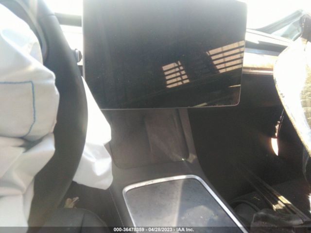 5YJ3E1EA9NF323428 Tesla MODEL 3
