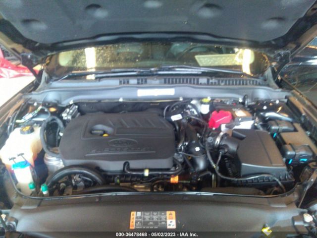 3FA6P0HD5HR308263 Ford FUSION SE