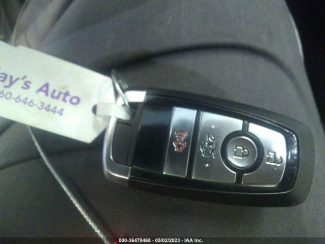 3FA6P0HD5HR308263 Ford FUSION SE
