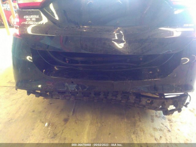 3FA6P0HD5HR308263 Ford FUSION SE