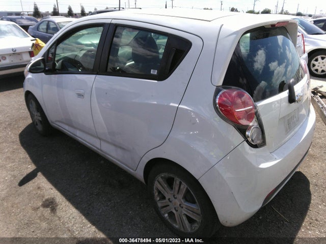 Chevrolet Spark Lt 2014 KL8CD6S93EC547441 Image 3
