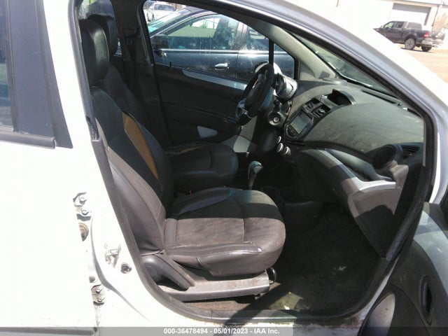 Chevrolet Spark Lt 2014 KL8CD6S93EC547441 Image 5