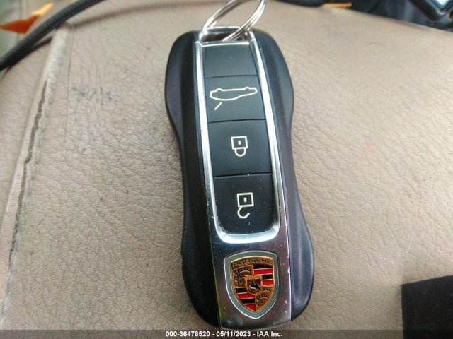 2019 Porsche Panamera, VIN: WP0AA2A75KL100119