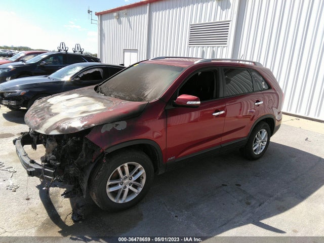 2015 KIA SORENTO LX VIN: 5XYKTDA7XFG558539